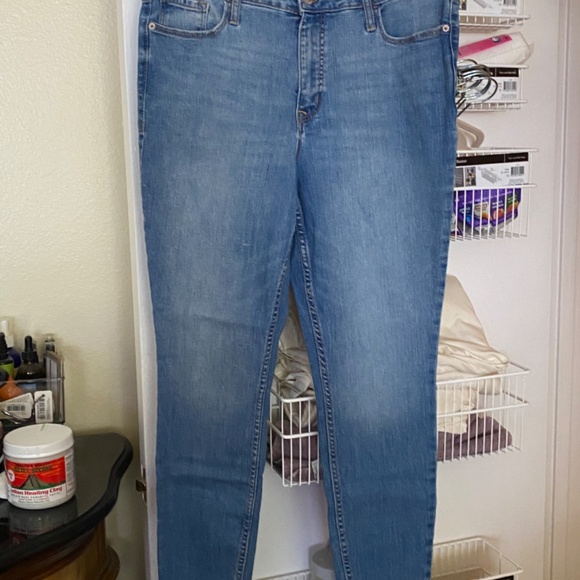 ROCKSTAR SUPER SKINNY JEANS - Picture 2 of 3